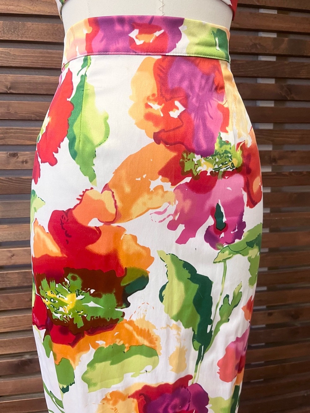RARE Stop Staring 2 PC Pinup VLV White Floral Crop Top & High Waisted Skirt Set - Picture 4 of 11